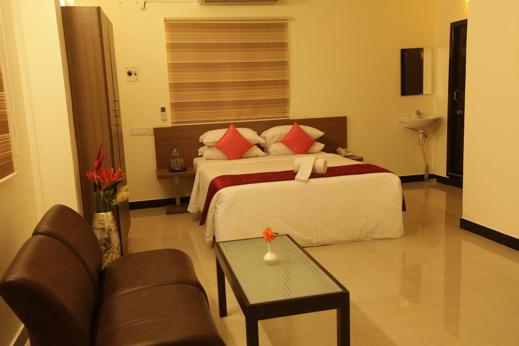 Aakash Inn Tiruvannāmalai Zimmer foto